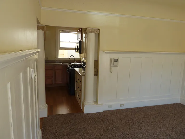 524 Georgia St #304 — Photo 17