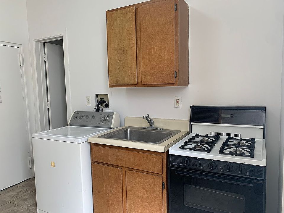 1st image of 206 W 121st St APT 2C