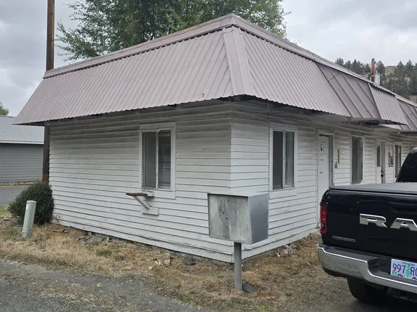 756 SW Brent Dr #A, John Day, OR 97845