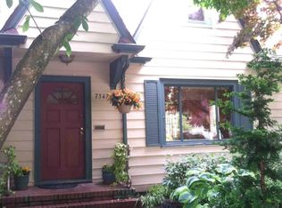 7342 18th Ave NE, Seattle, WA 98115