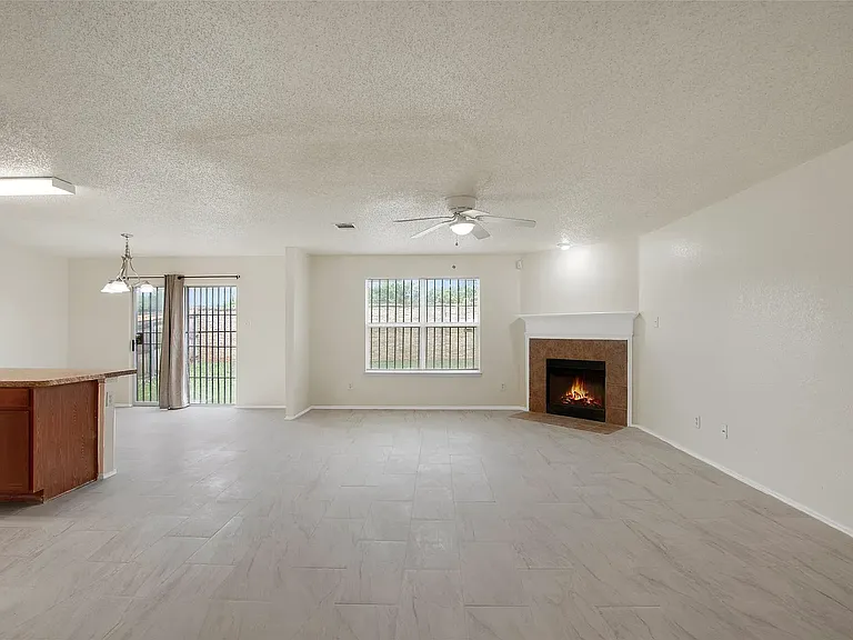 2900 Pima Ln — Photo 8
