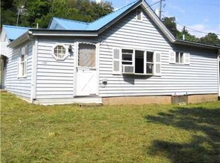135 Calispell Ridge Rd, Leon, WV 25123