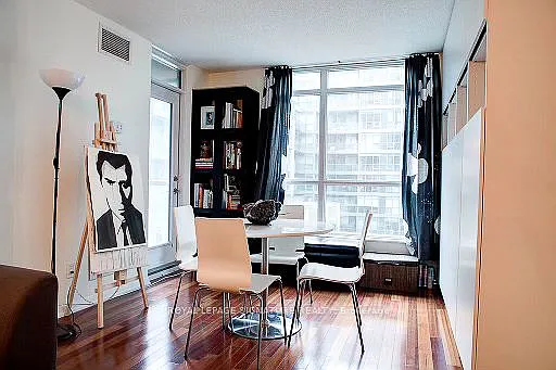 219 Fort York Blvd #401 — Photo 6