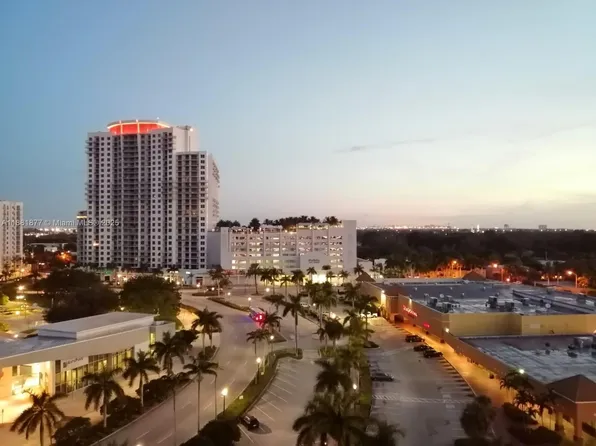 1720 Harrison St #10F, Hollywood, FL 33019