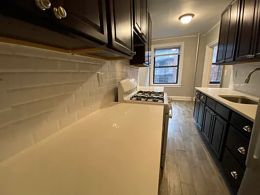 Rented by Contact Realty | media 6