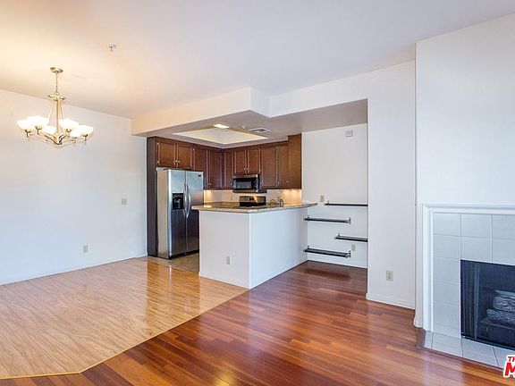 5th image of 1522 S Saltair Ave APT 204