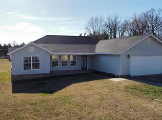 120 Estate Dr, Poplar Bluff, MO 63901