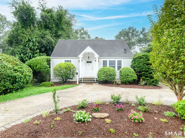 271 Jeniford Road, Fairfield, CT 06824