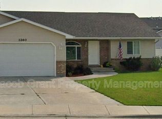 1260 S Ashland Dr, Ammon, ID 83406