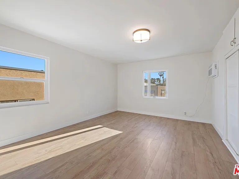 1252 N Crescent Heights Blvd #2 — Photo 6