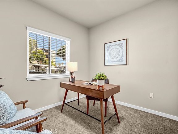 5th image of 202 E 14th St #3