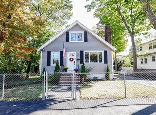 8 Makepeace St, Saugus, MA 01906