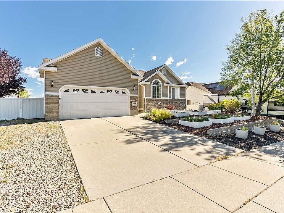 1st image of 5948 W River Rock Pl