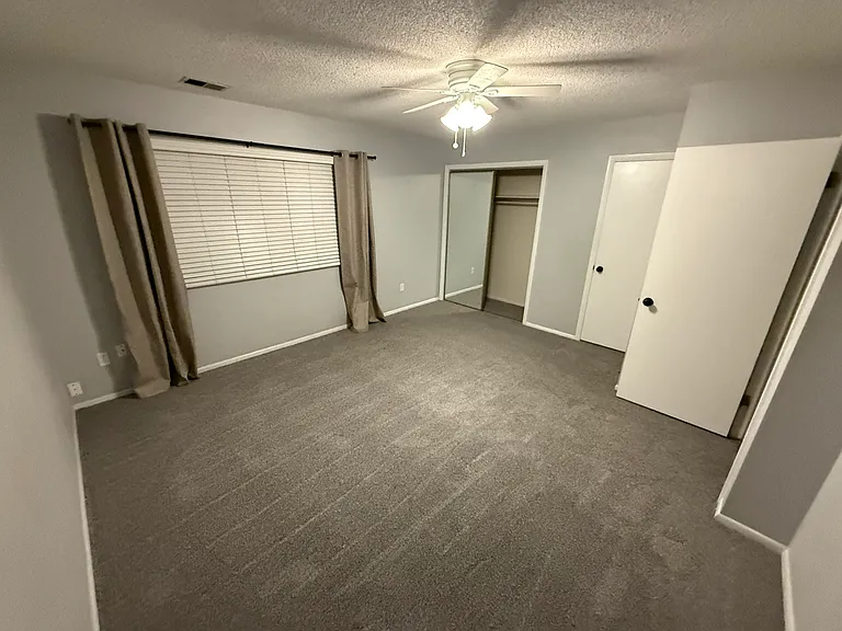 2276 S Oakland Way — Photo 13
