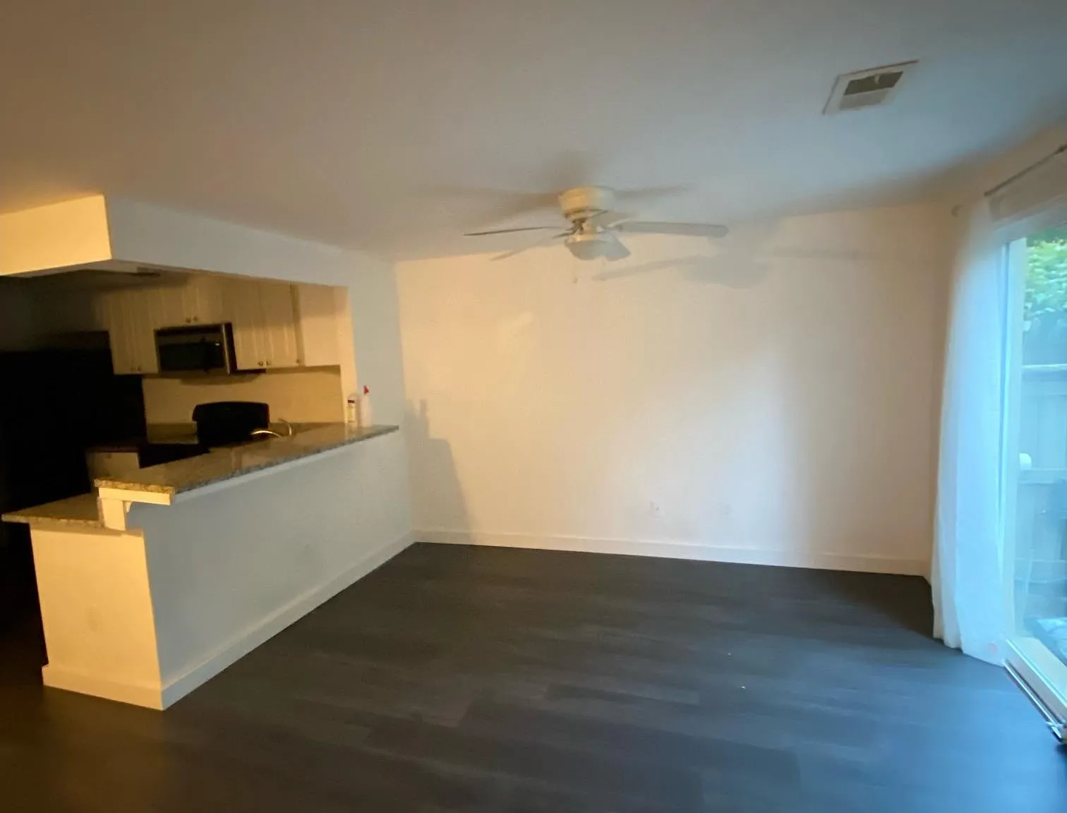 4 bed, 1140 sqft, $2,650 — Photo 1