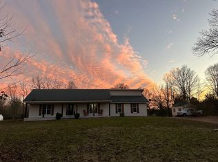 13 Fisher Rd, Winona, MS 38967