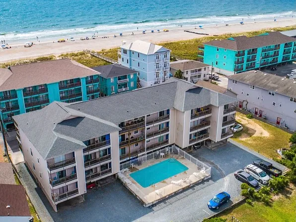 505 Carolina Beach Ave N APT 3A, Carolina Beach, NC 28428