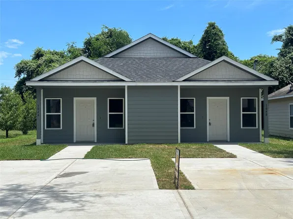 104 Turner Dr, Willis, TX 77378