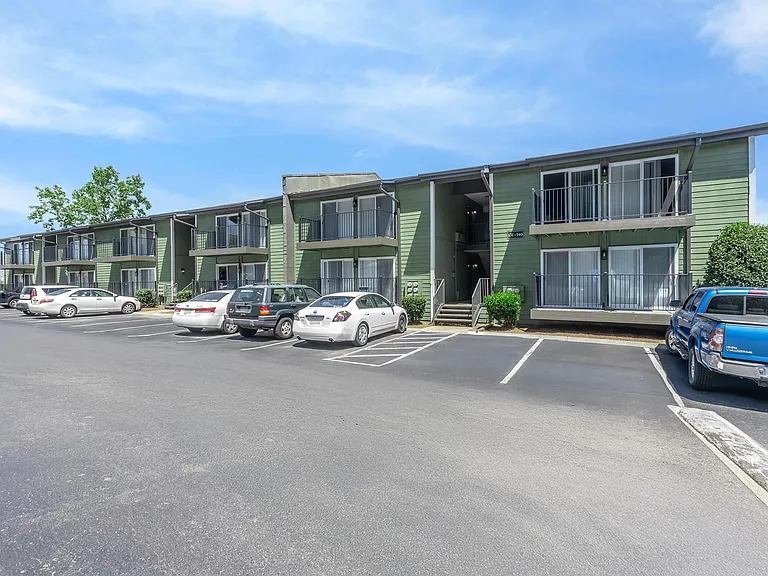 Sunrise Apartments — Photo 52