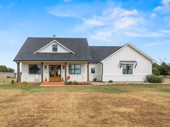 1742 Recreation Rd #3, Bonham, TX 75418