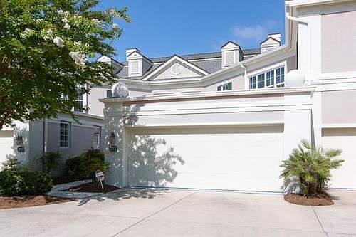 1st image of 213 Berwick Dr