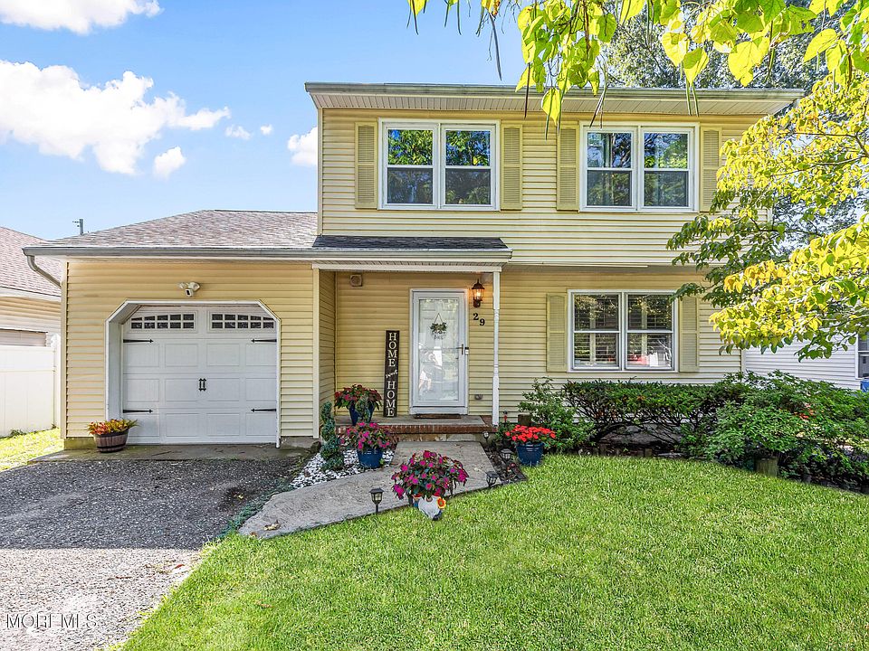 1st image of 29 Bayview Drive