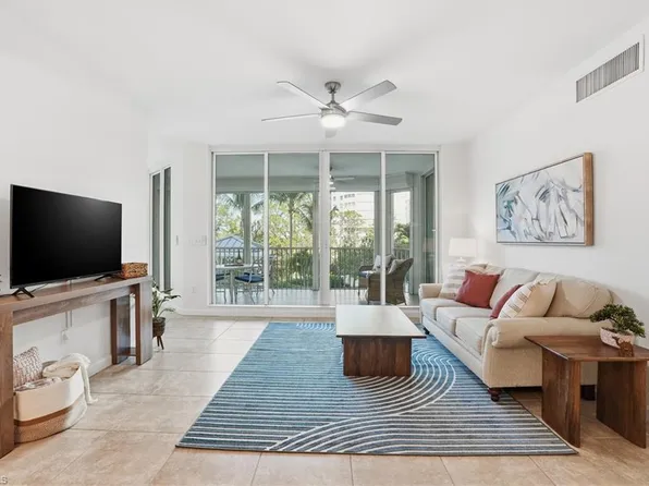 325 Dunes BLVD #205, NAPLES, FL 34110