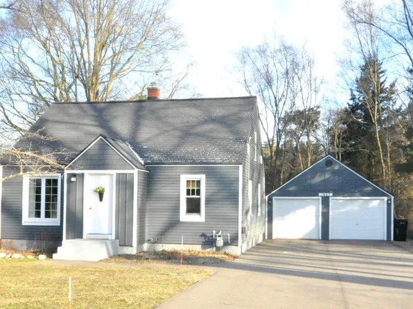 1867 W Lakewood Blvd, Holland, MI 49424