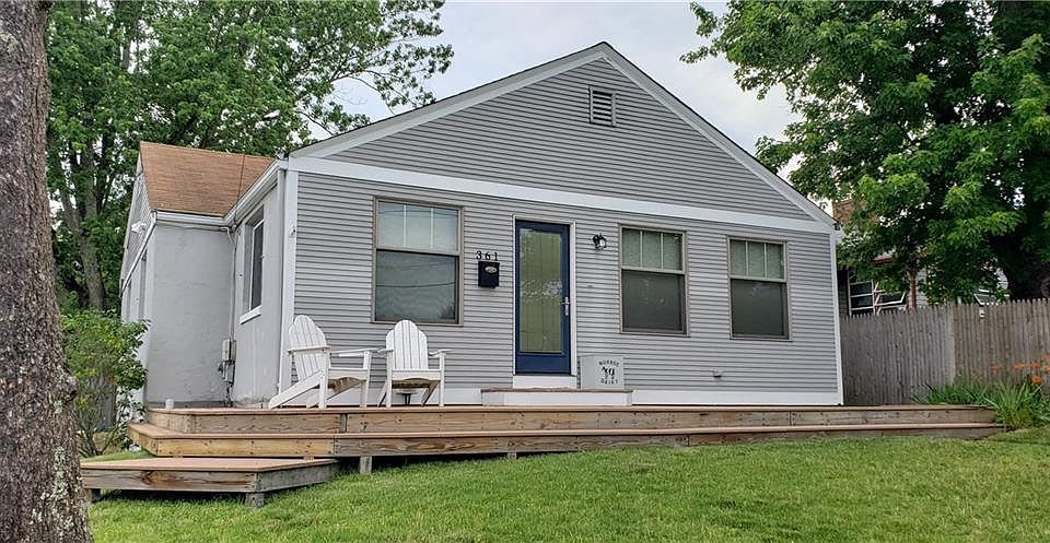 1st image of 361 Parkside Dr