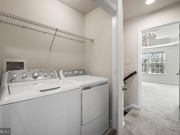 126 Cricket Dr — Photo 29