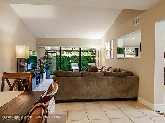 4th image of 8705 Cleary Blvd #8705