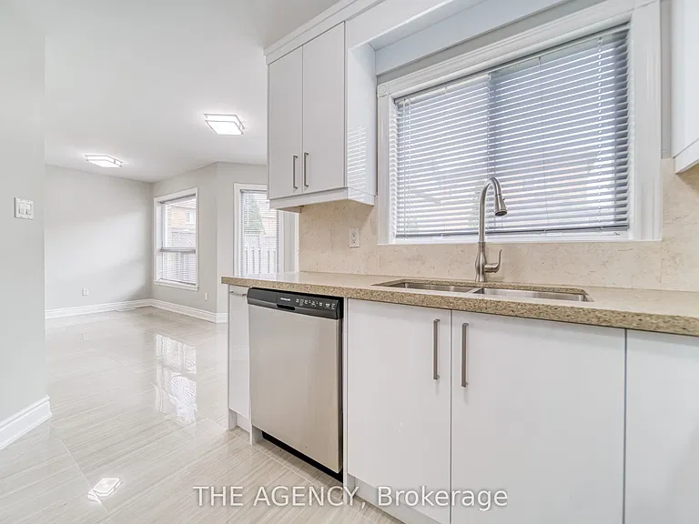 48 Chiara Dr #MAIN — Photo 9