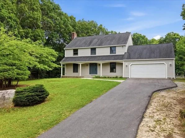 8 Tommys Ln, East Freetown, MA 02717