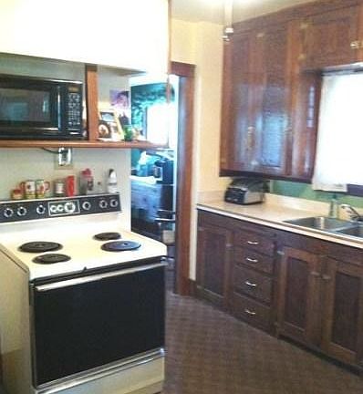 5th image of 329 Kenilworth Ave NE