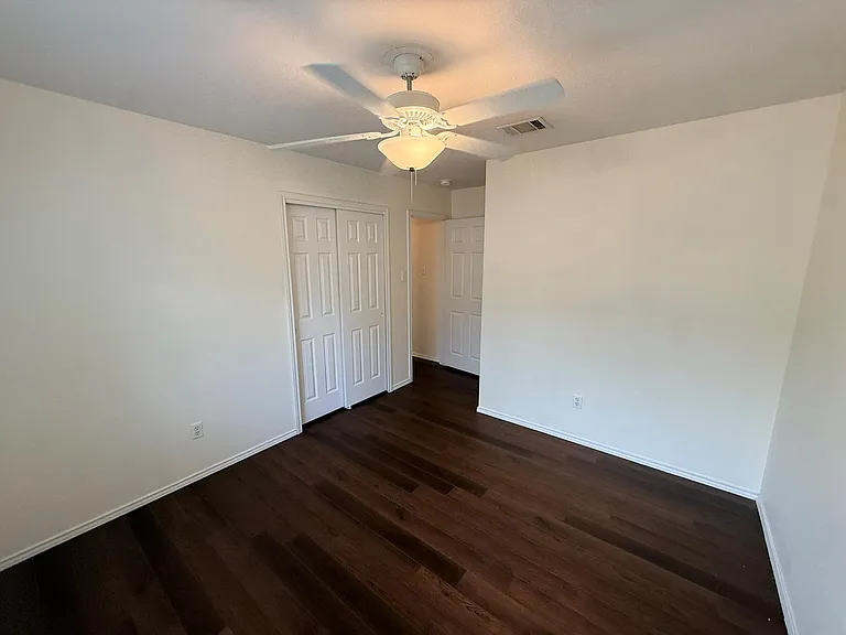 116 Spur Cv — Photo 14