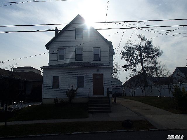 1st image of 15016 10th Ave