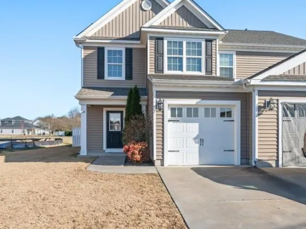 202 Spinnaker St #A, Elizabeth City, NC 27909