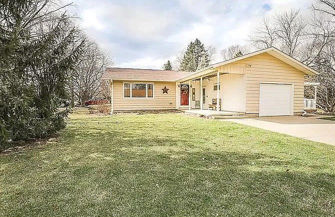 1st image of 1301 6th Ave