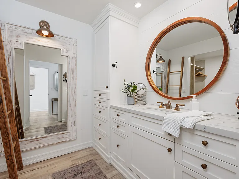 4513 Cove Dr #19 — Photo 17