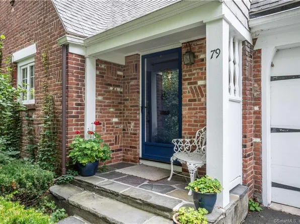 79 Bloomfield Avenue, West Hartford, CT 06105