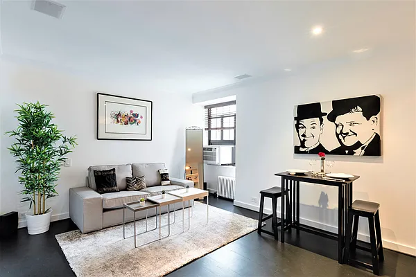 Sold by Compass | media 1