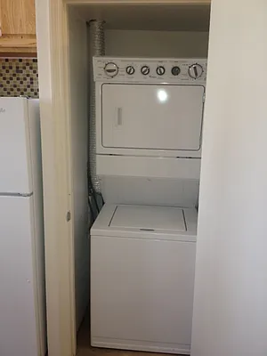 Rented by RES New York | media 10