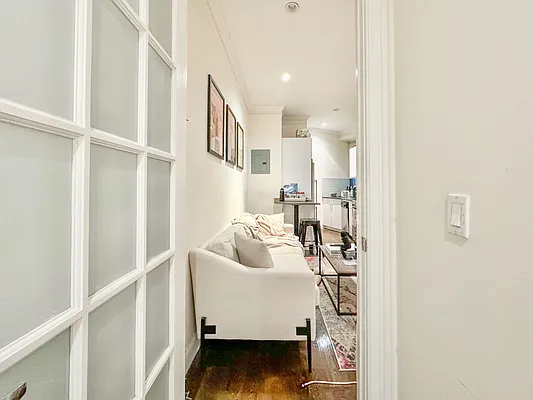 Rented by Dallien Realty Limited Liability Company | media 29