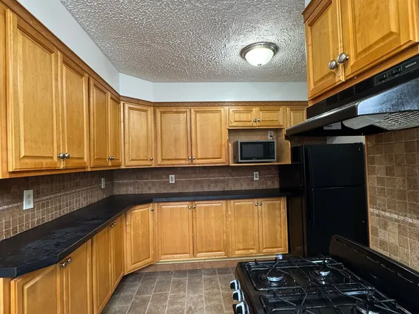 153-155 Avenue image 1 of 7