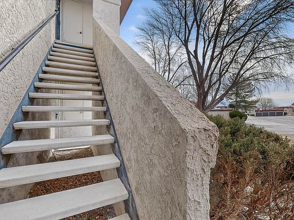 5th image of 823 Country Club Dr SE APT 2E