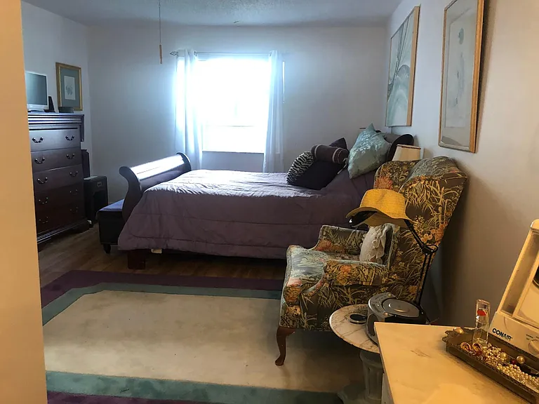 1411 SW 27th Ave #202 — Photo 9