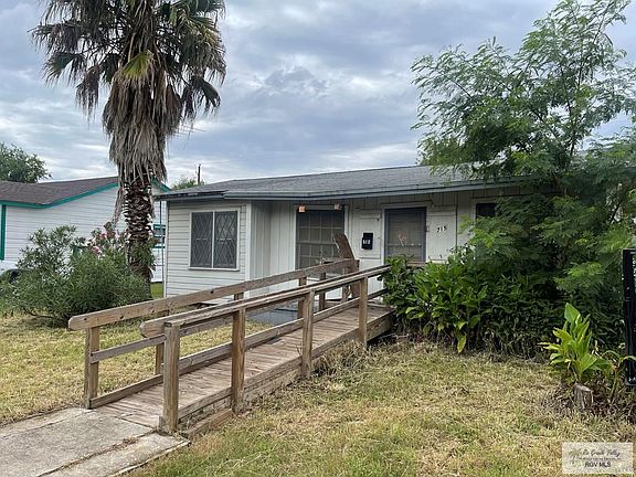 2nd image of 715 Villa Verde Dr