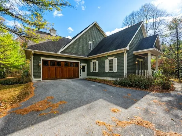 3913 Little Spring Rd, Fish Creek, WI 54212