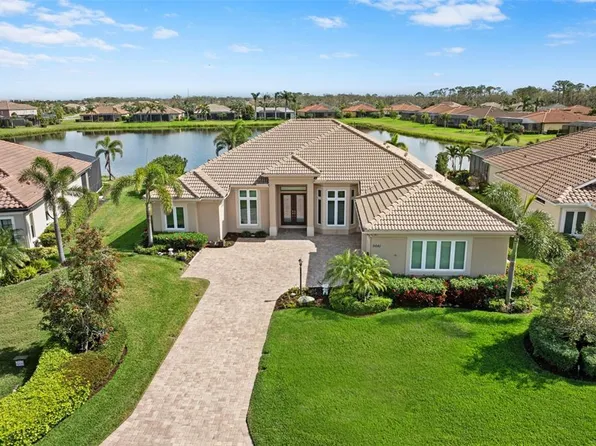 9641 Carnoustie Pl, Bradenton, FL 34211