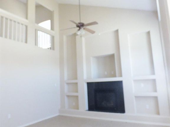 3rd image of 6224 Lovebird Ln